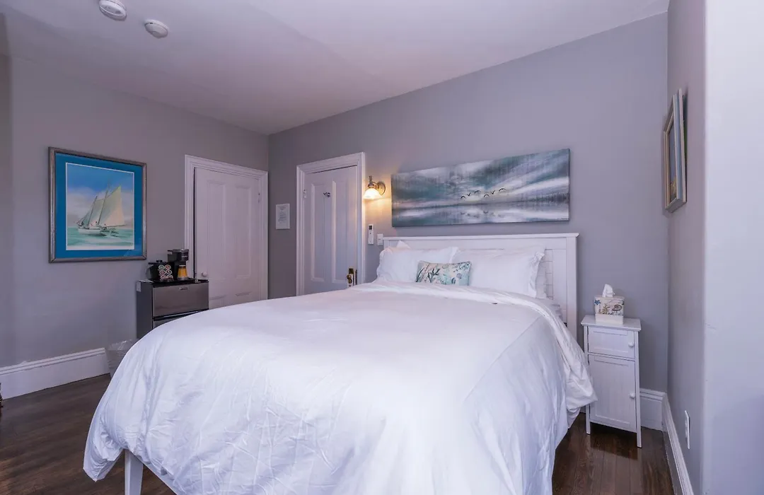 Prince Albert Guest House, Provincetown-1
